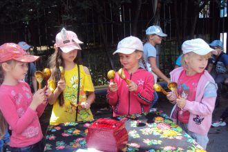 Заглянем в бабушкин-2